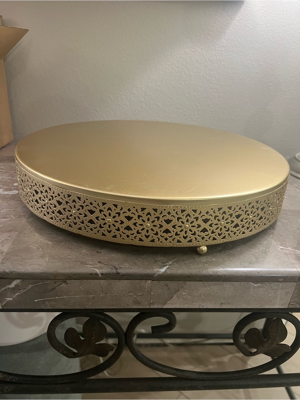 Gold Decorative Round Metal Cake Stand